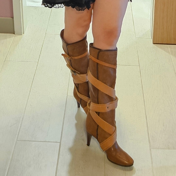 CHLOE Brown Leather Knee High Tall Boots Sz 9 / 40 EUR Wrap Around Straps - Picture 1 of 11